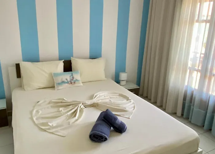 Garden Summer House Nea Kallikrateia