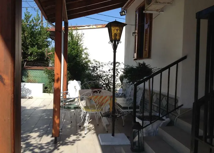 Garden Summer House