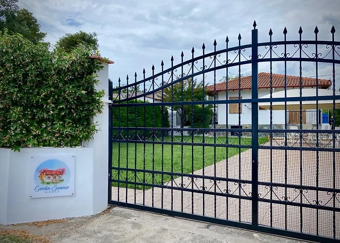 Σπίτι διακοπών Garden Summer House